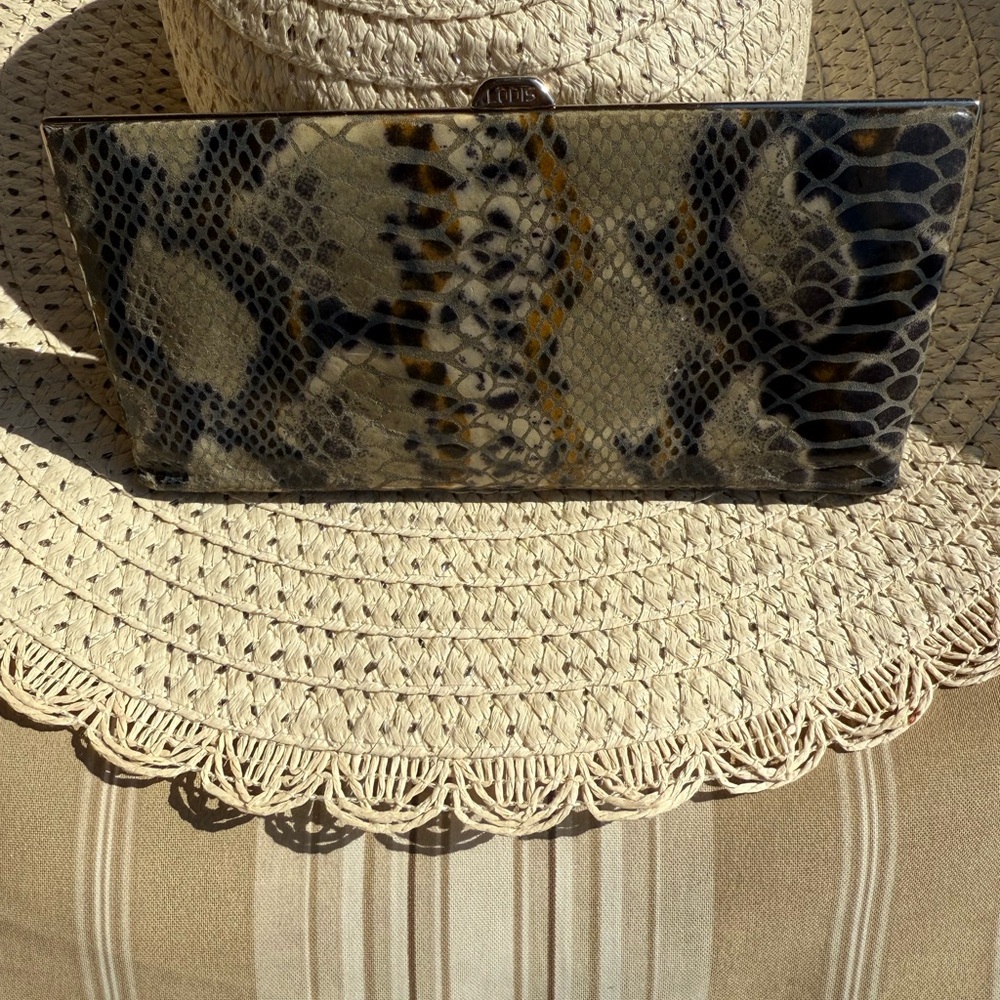 Lodis Leather Snakeskin Clasp Wallet